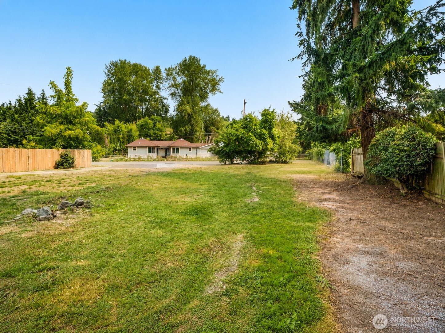 11813 44th Place Property Photo 10