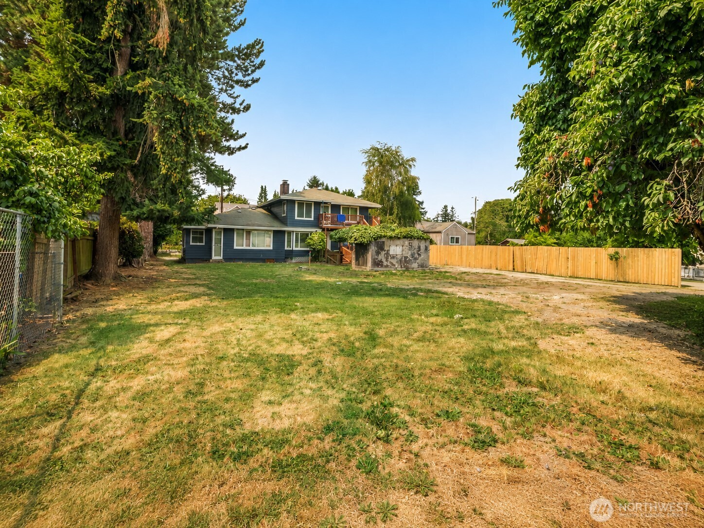 11813 44th Place Property Photo 13