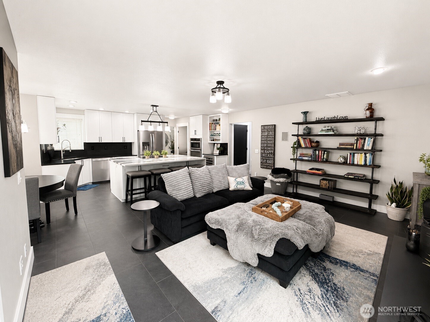 506 Cedar Wood Place Property Photo 17