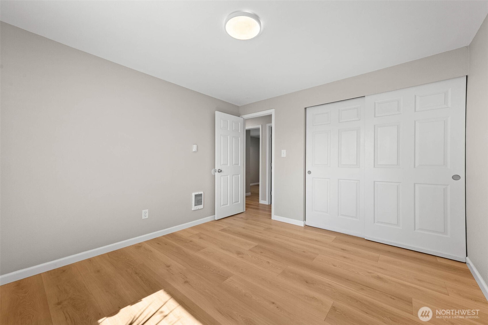 307 Whitesell Court Property Photo 15
