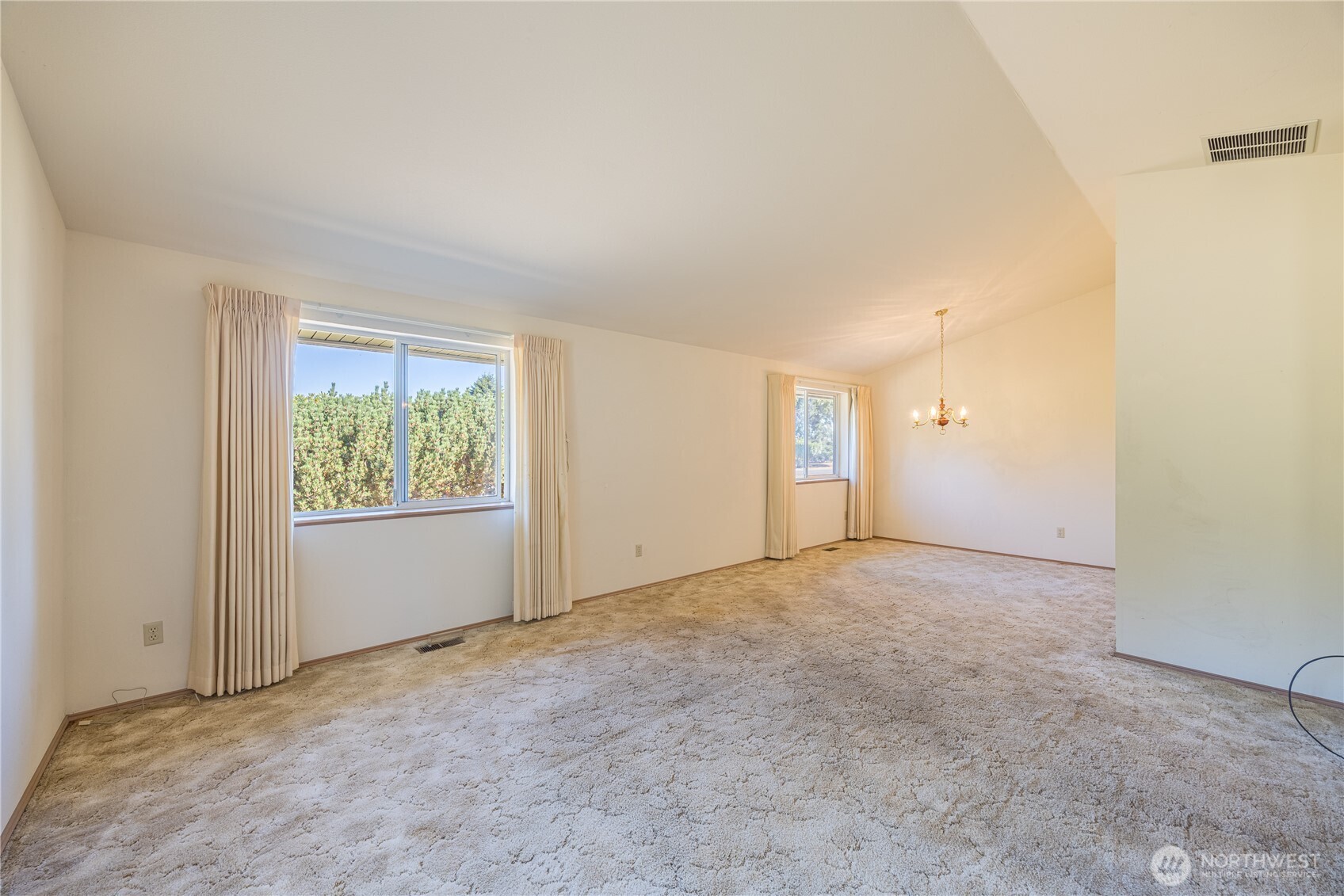 301 Cline Road Property Photo 4