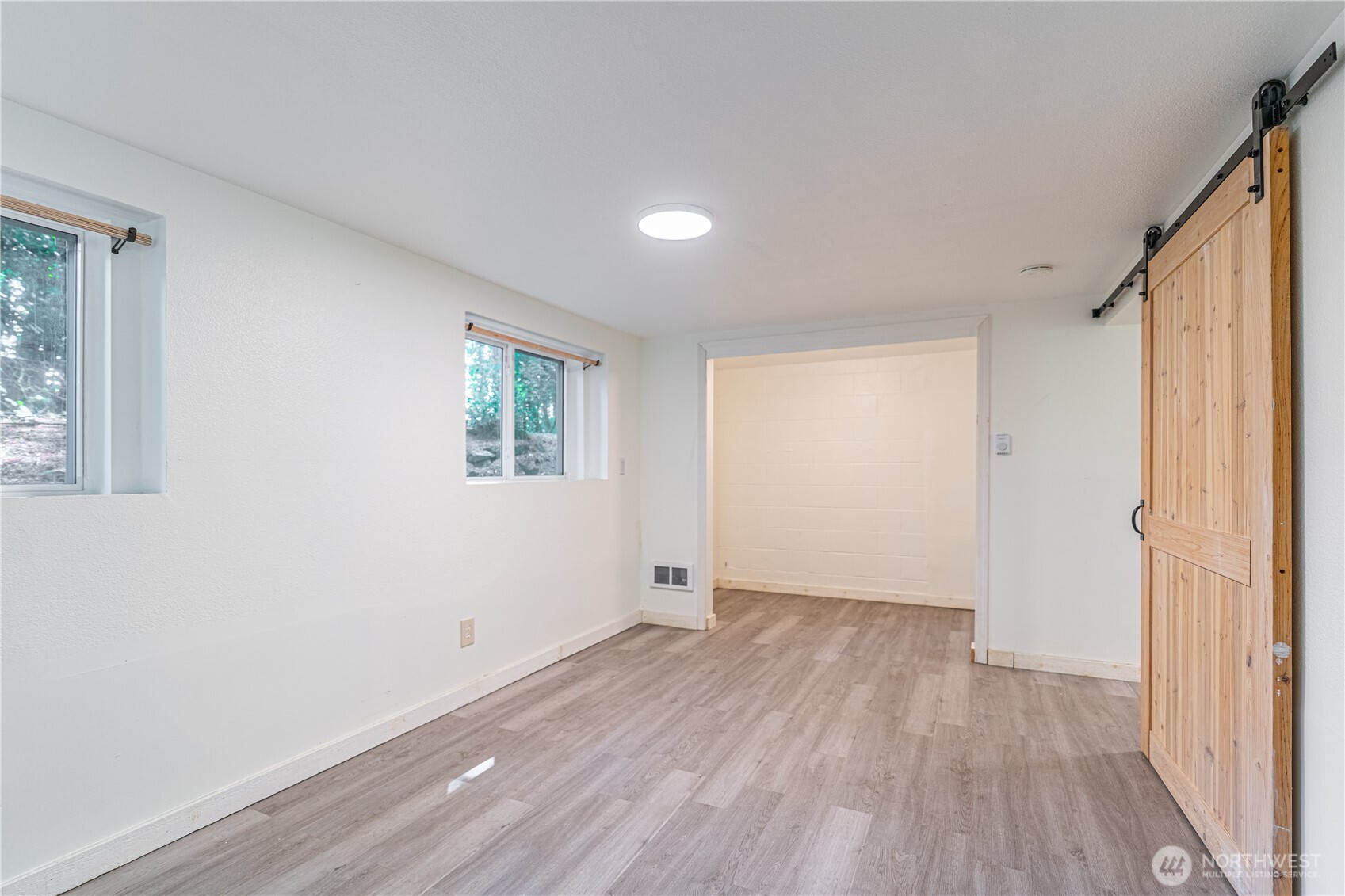 4420 S 200th Street Property Photo 25