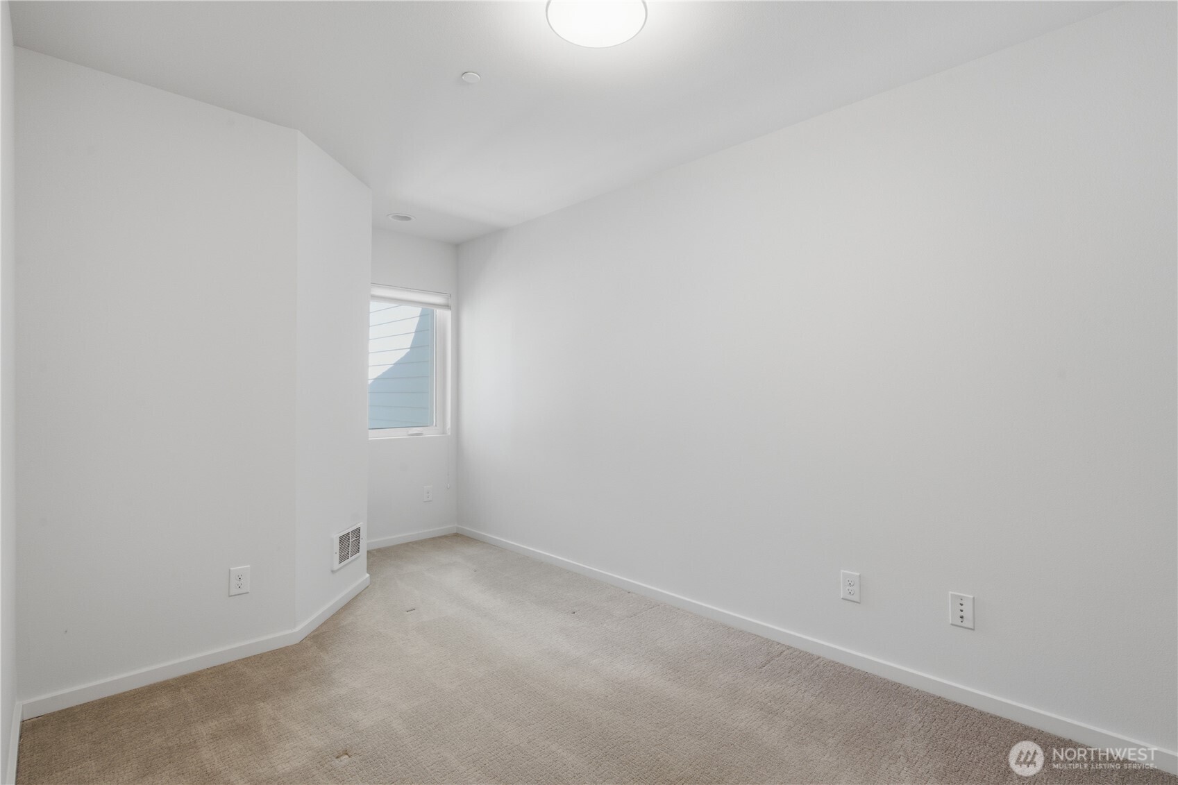 2328 N 185th B Property Photo 22