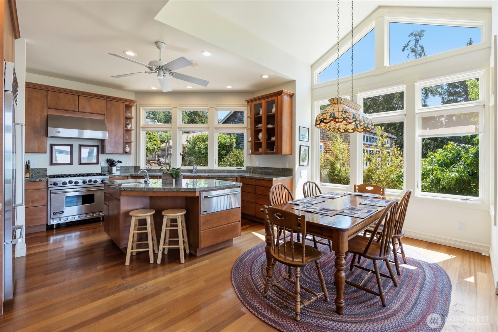 393 Sunset Boulevard Property Photo 11