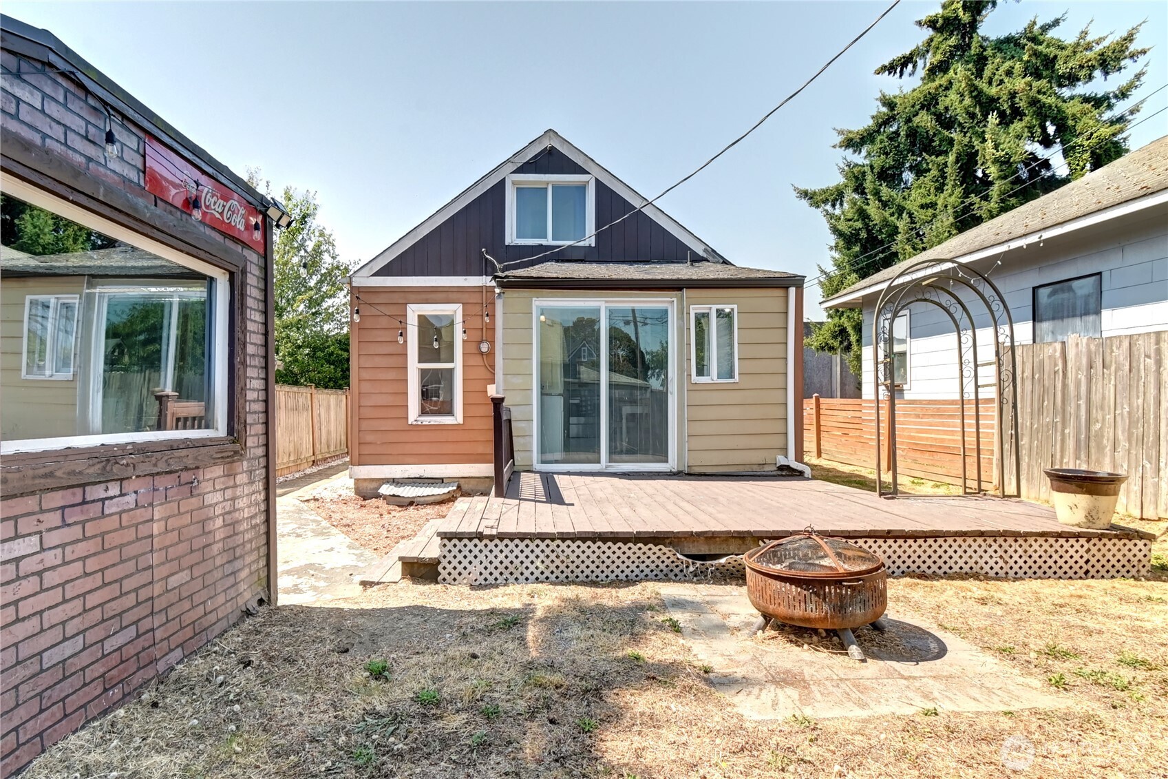 2327 Harrison Avenue Property Photo 29