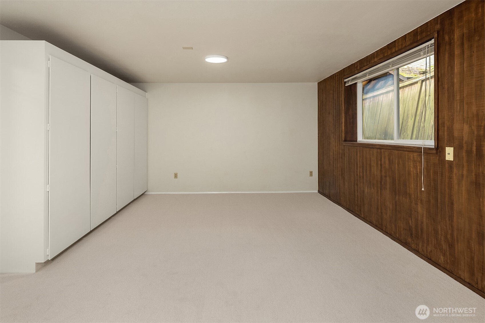 2711 101st Place Property Photo 17