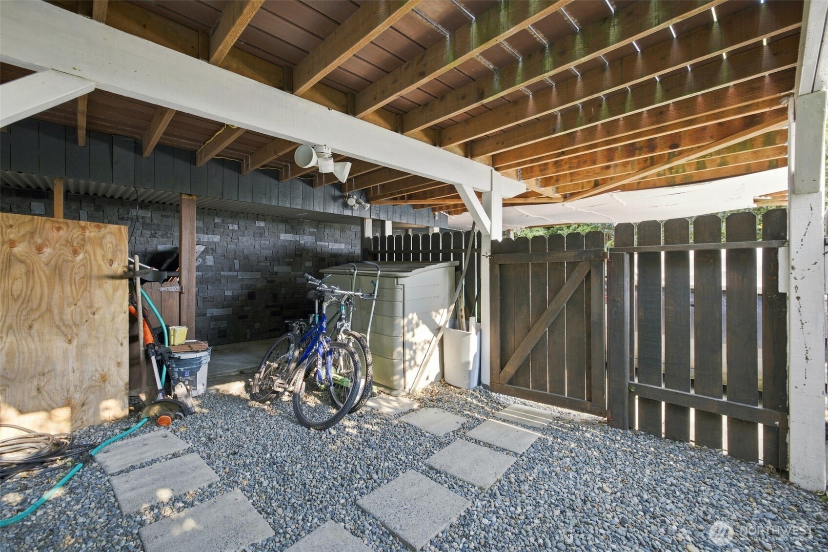 8451 40th Avenue Property Photo 27