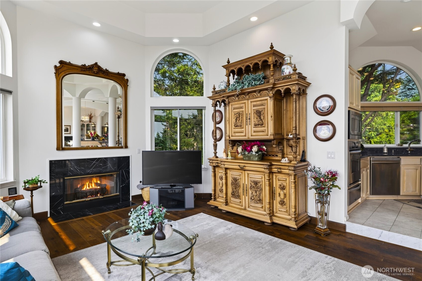11746 Mccorkle Place Property Photo 8
