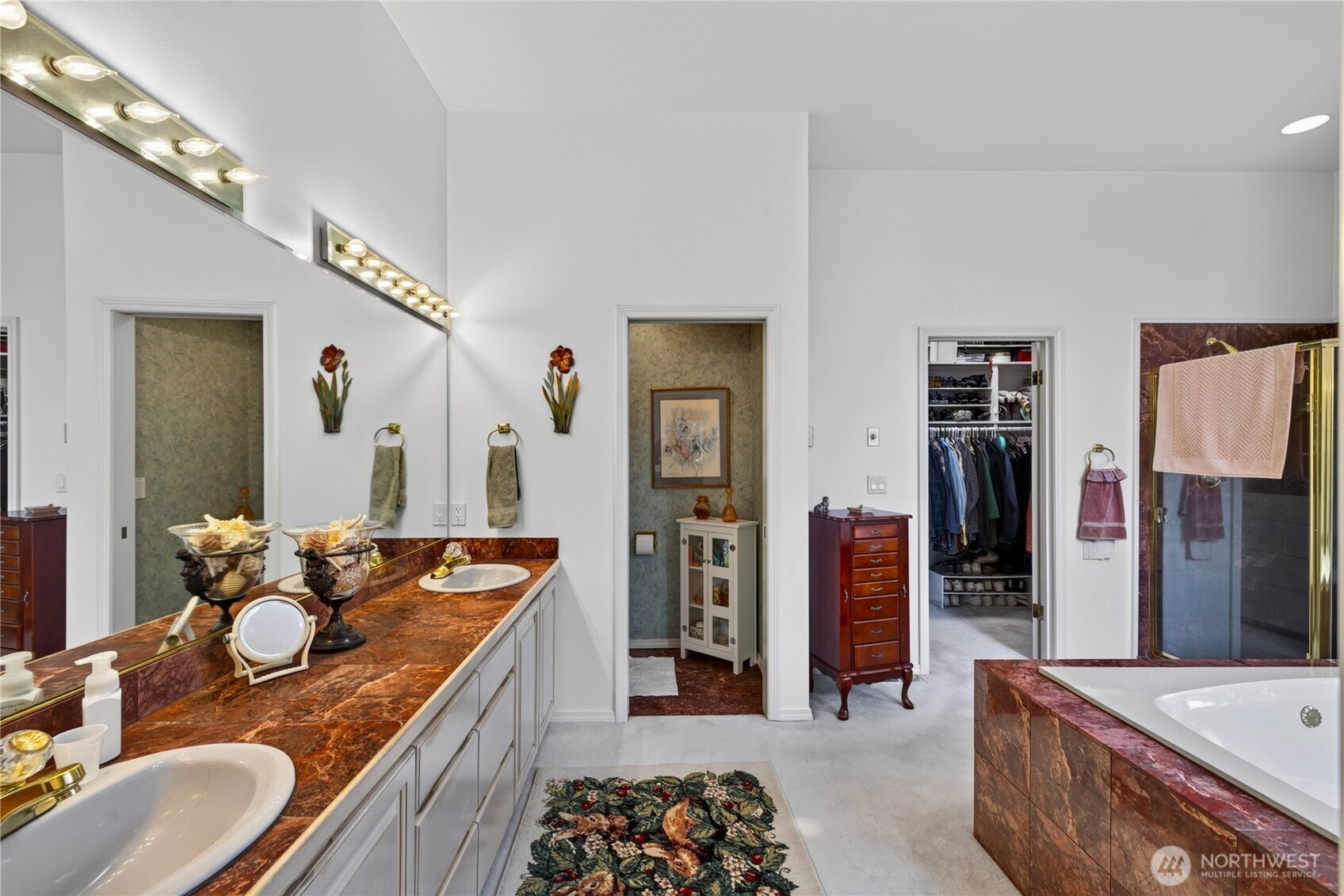 11746 Mccorkle Place Property Photo 15