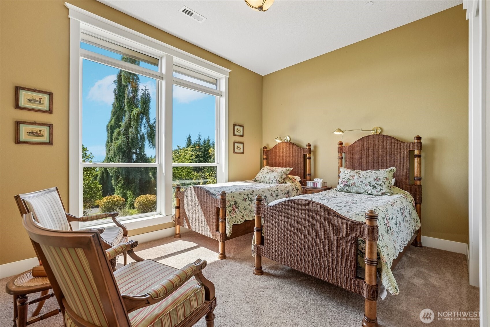 1384 Bayswater Road Property Photo 15