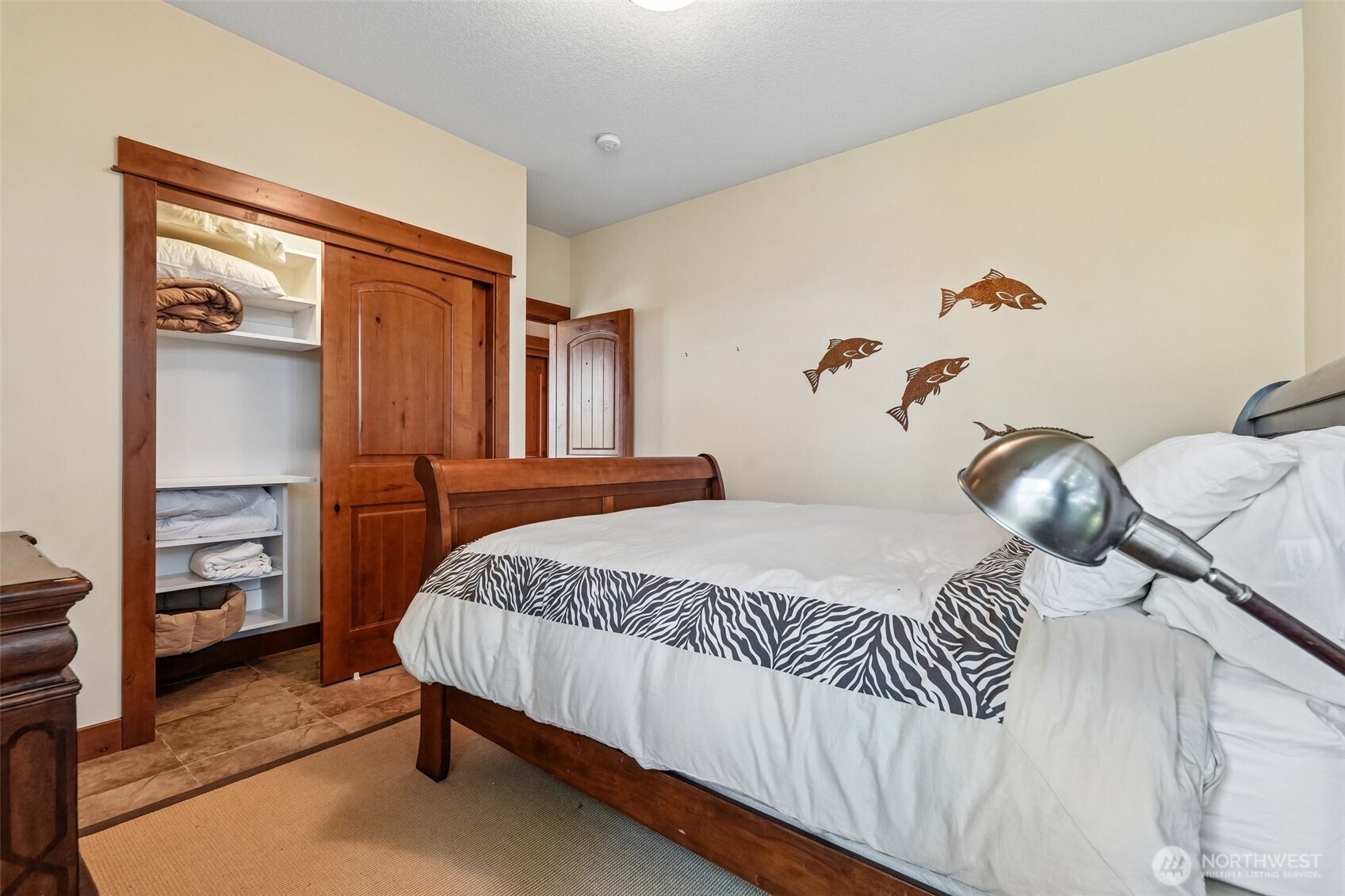 1384 Bayswater Road Property Photo 33