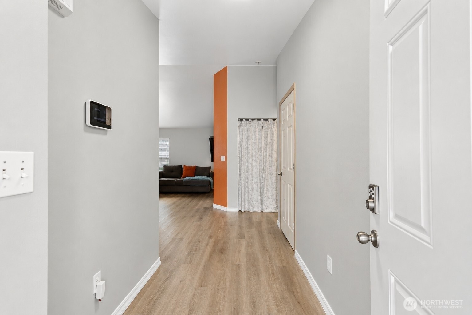 6419 107th Place Property Photo 4