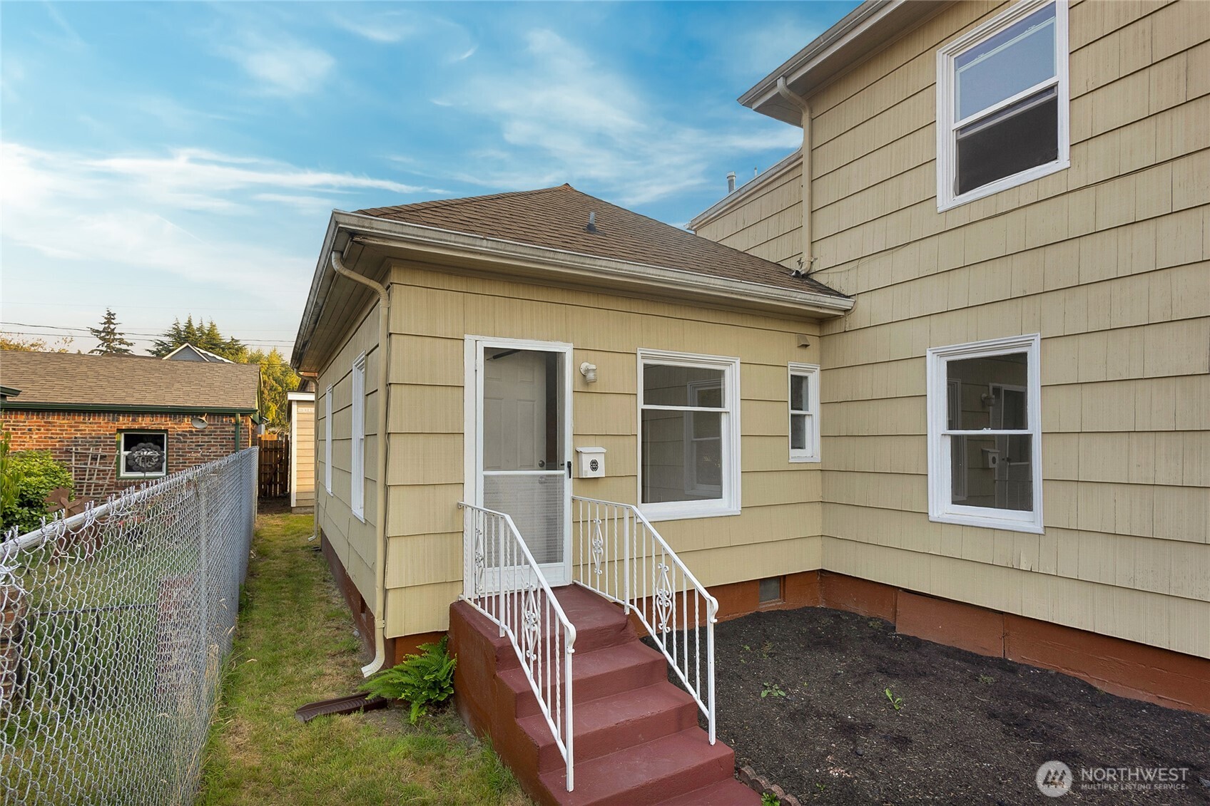 758 S 39th Street Property Photo 10