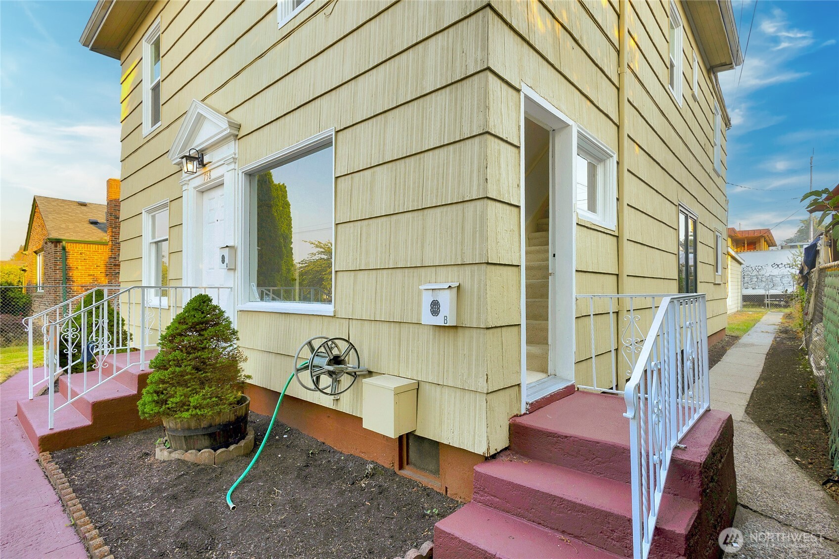 758 S 39th Street Property Photo 14