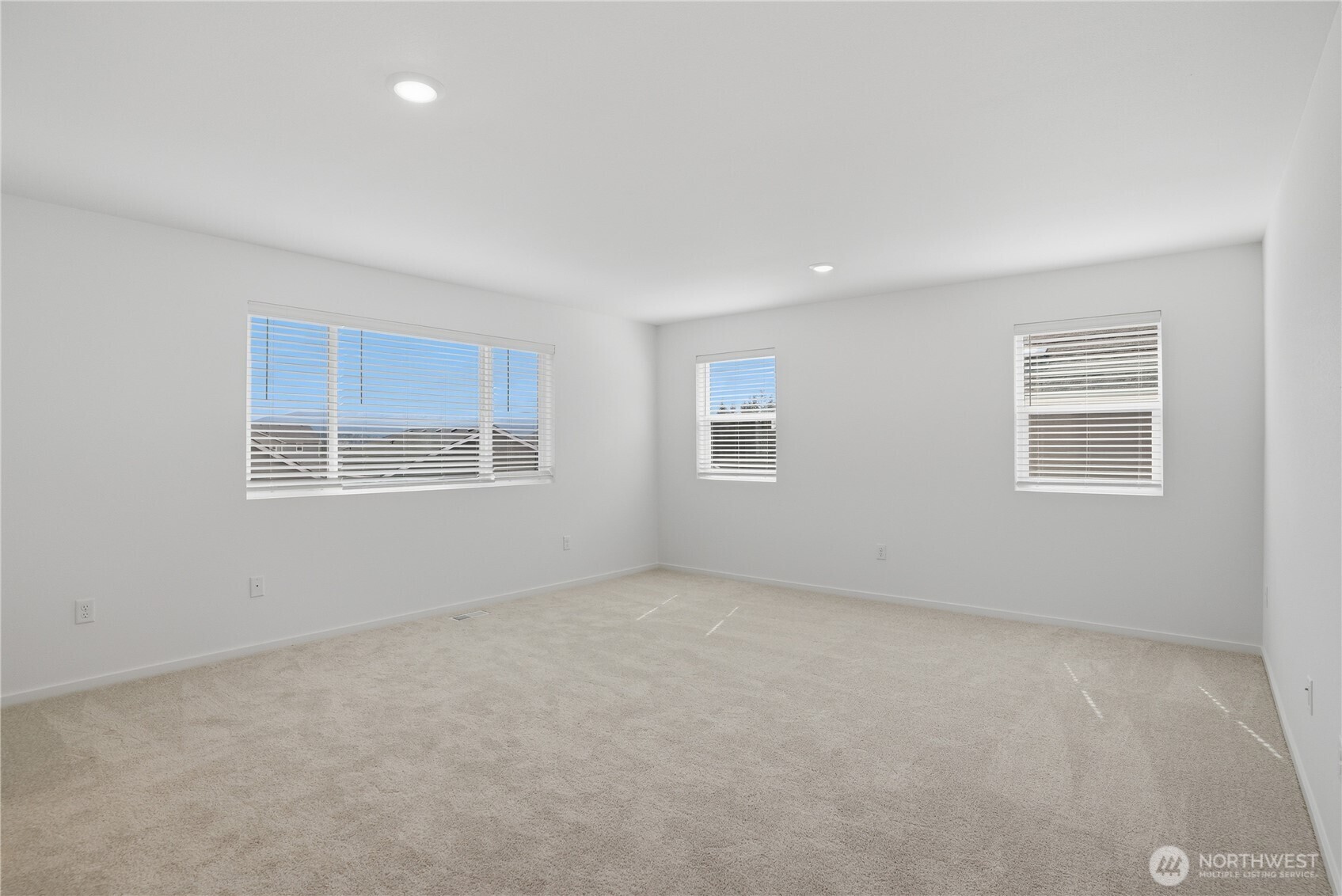 20119 165th Street Property Photo 5