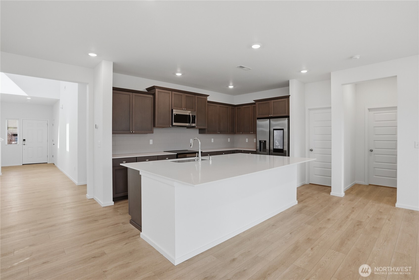 20119 165th Street Property Photo 8
