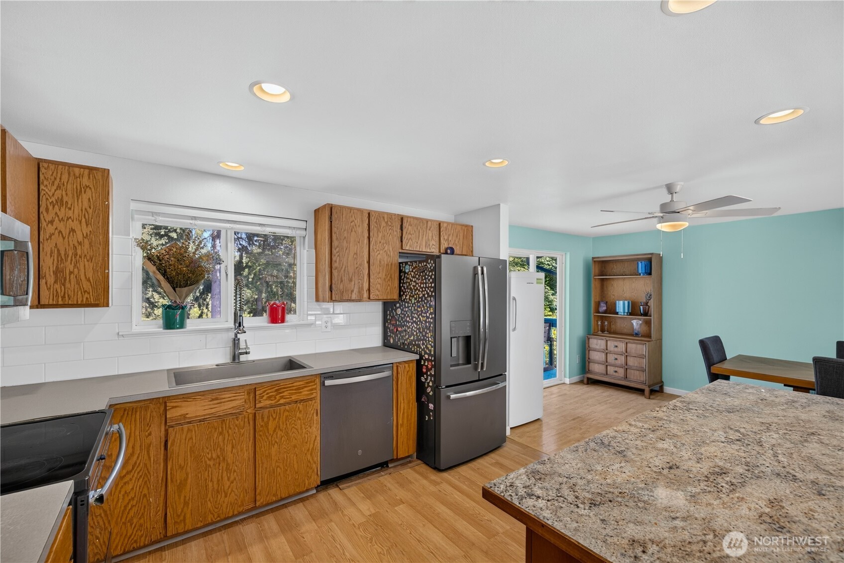8103 Hawaii Lane Property Photo 8