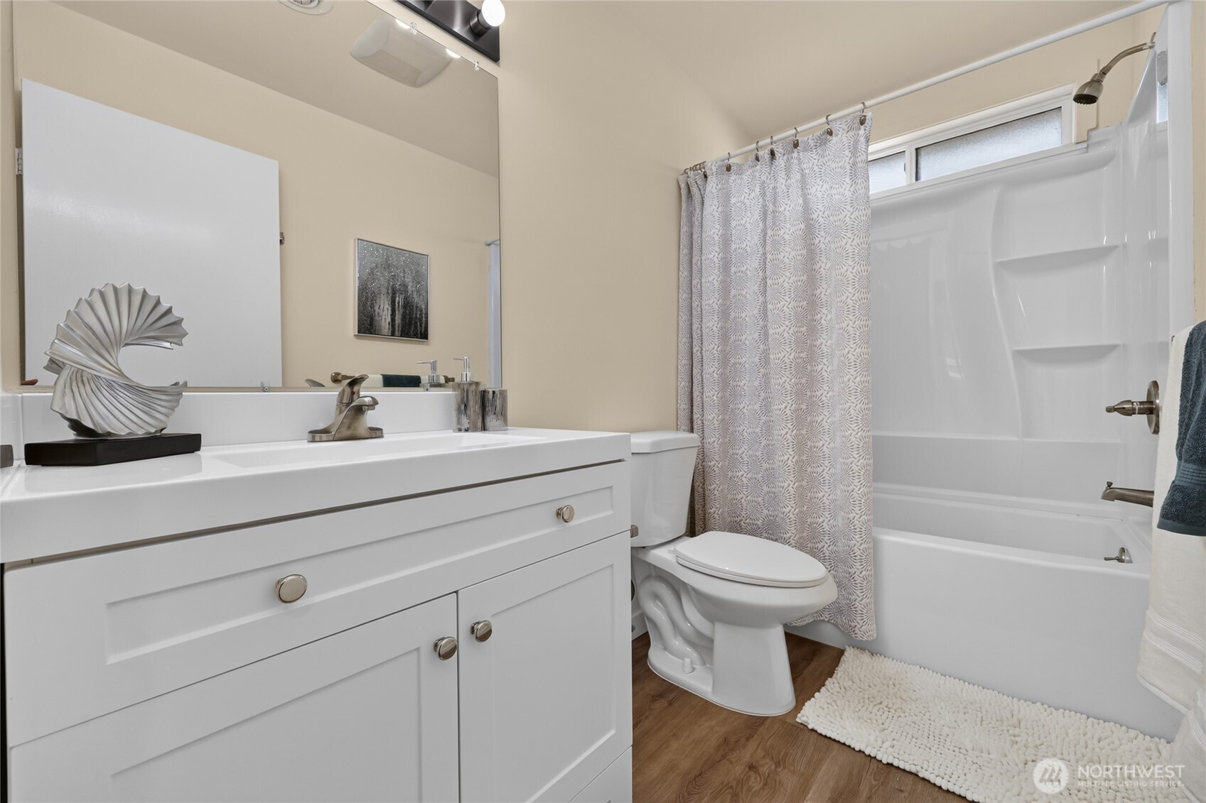 4042 5th Avenue Property Photo 19