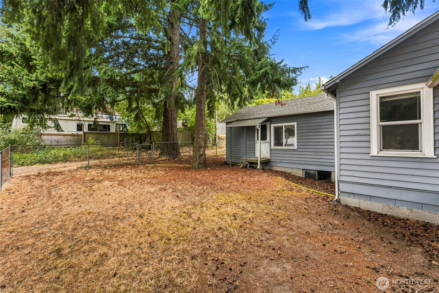 7955 29th Avenue Property Photo 5