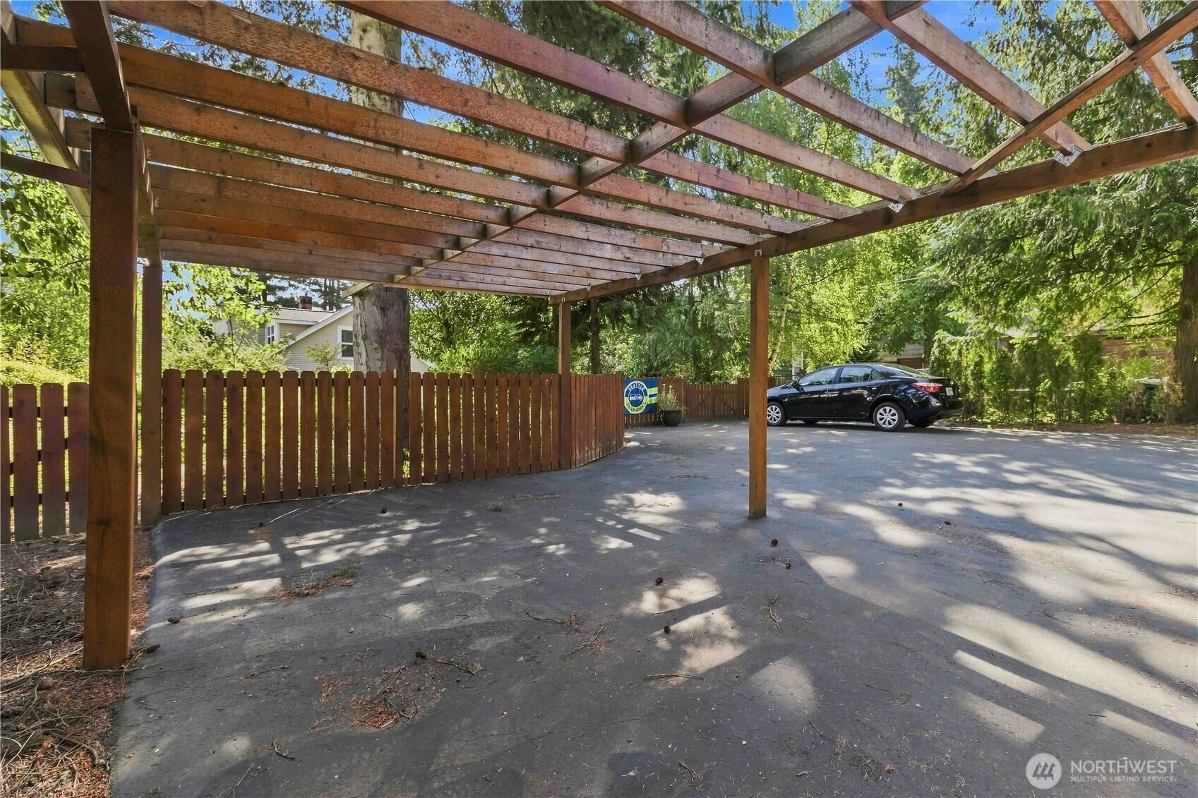 14350 Corliss Avenue Property Photo 19
