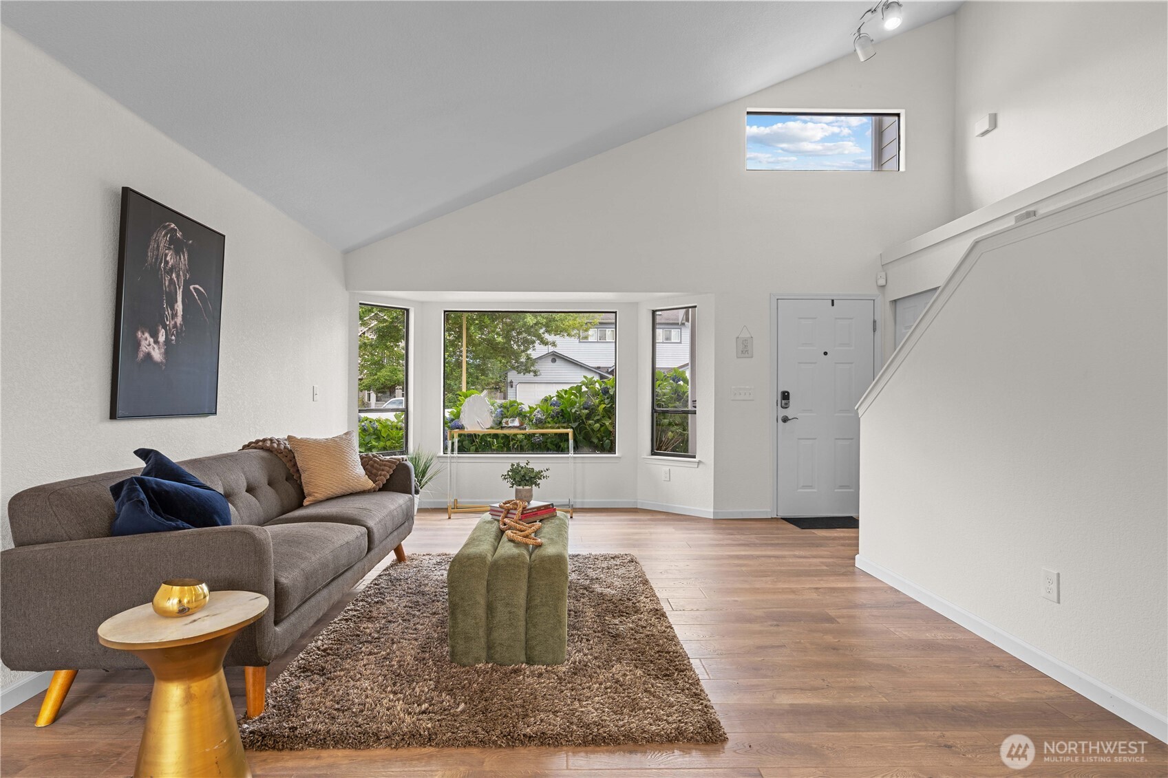 410 Warwick Street Property Photo 7