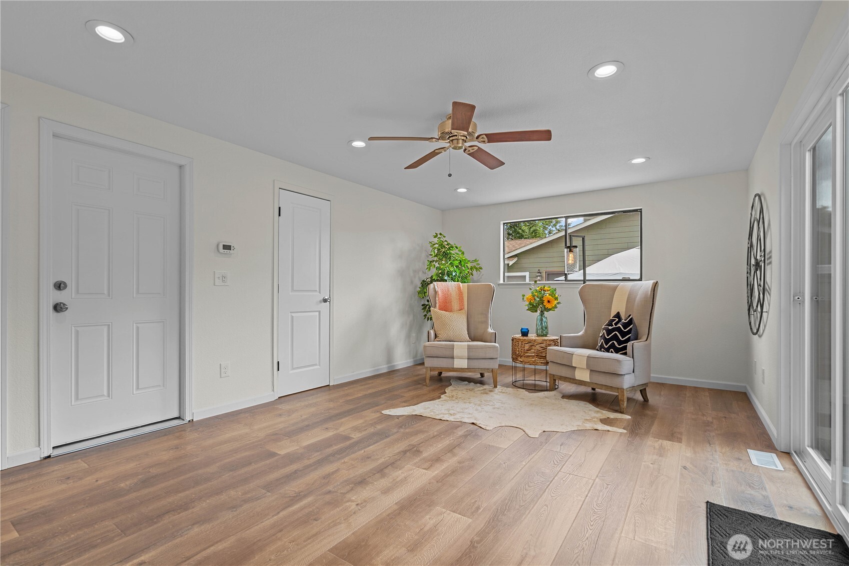 410 Warwick Street Property Photo 13