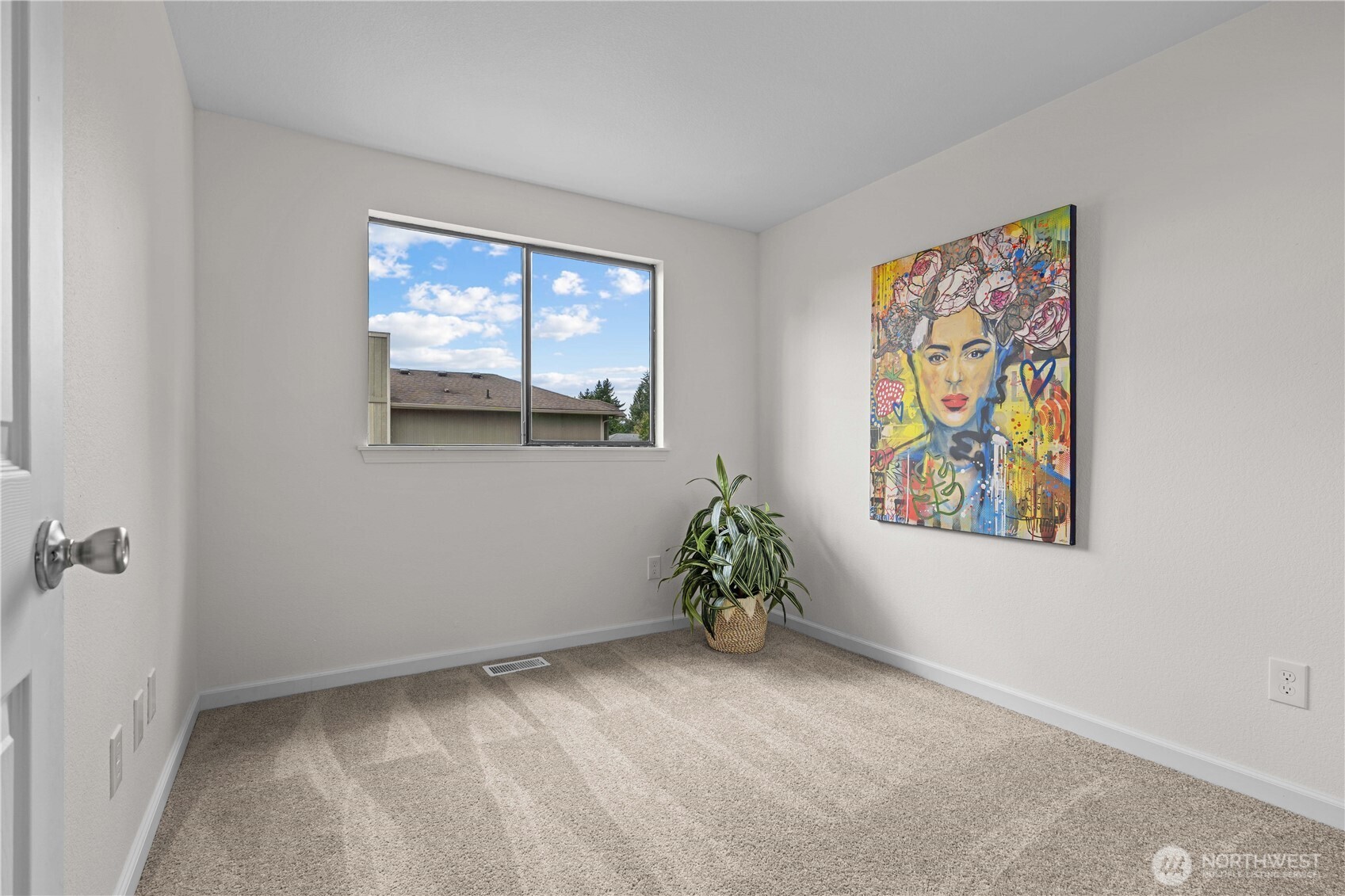 410 Warwick Street Property Photo 22