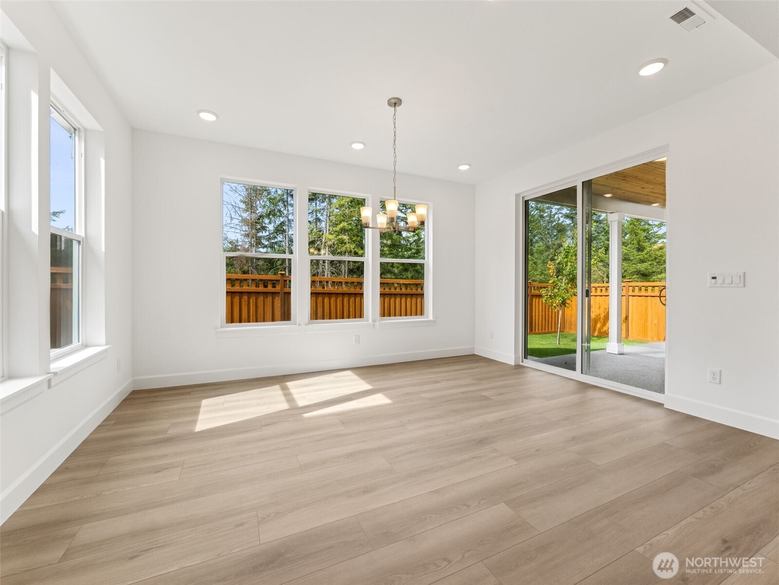 14558 203rd Avenue 839 Property Photo 12