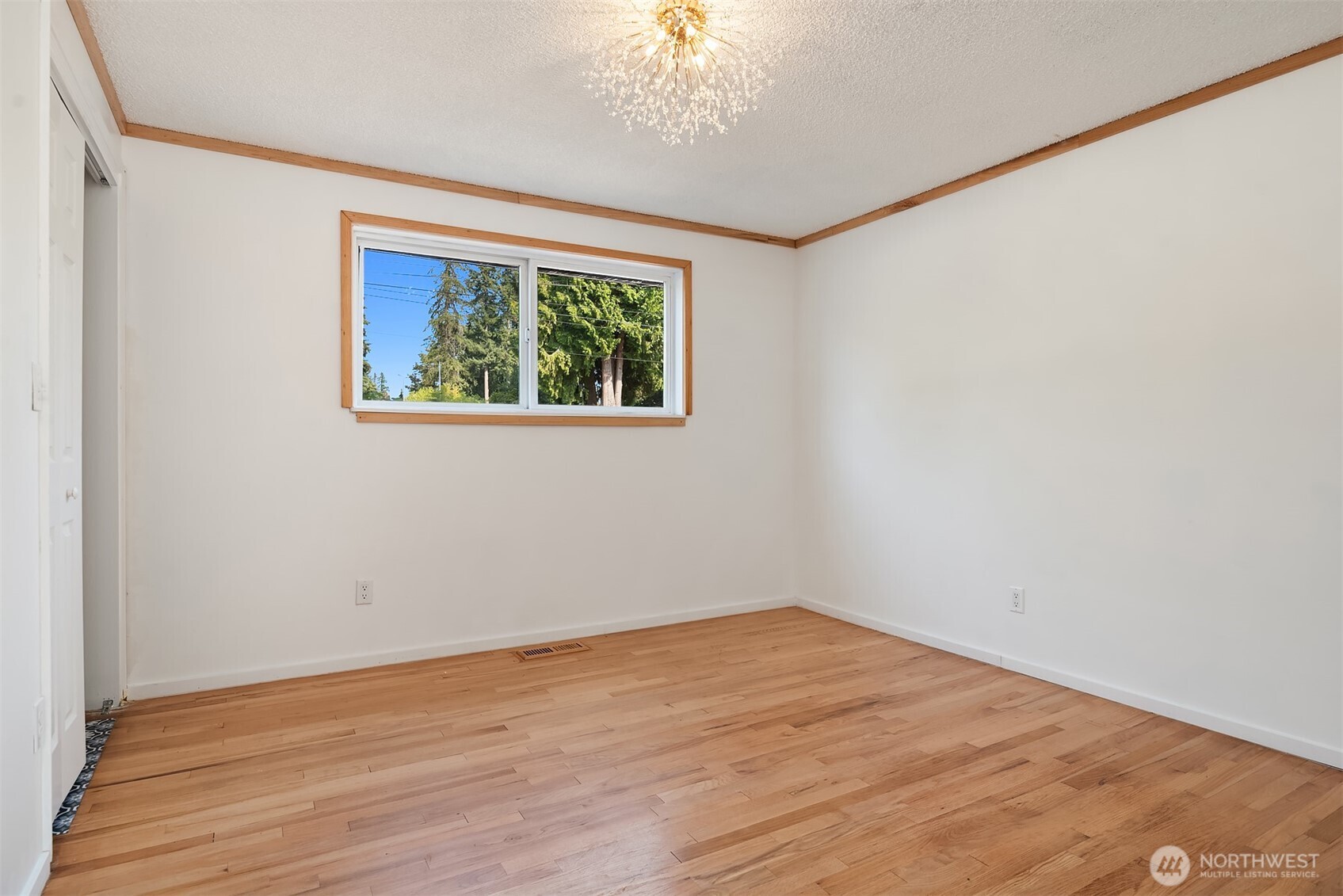 21516 52nd Avenue Property Photo 15