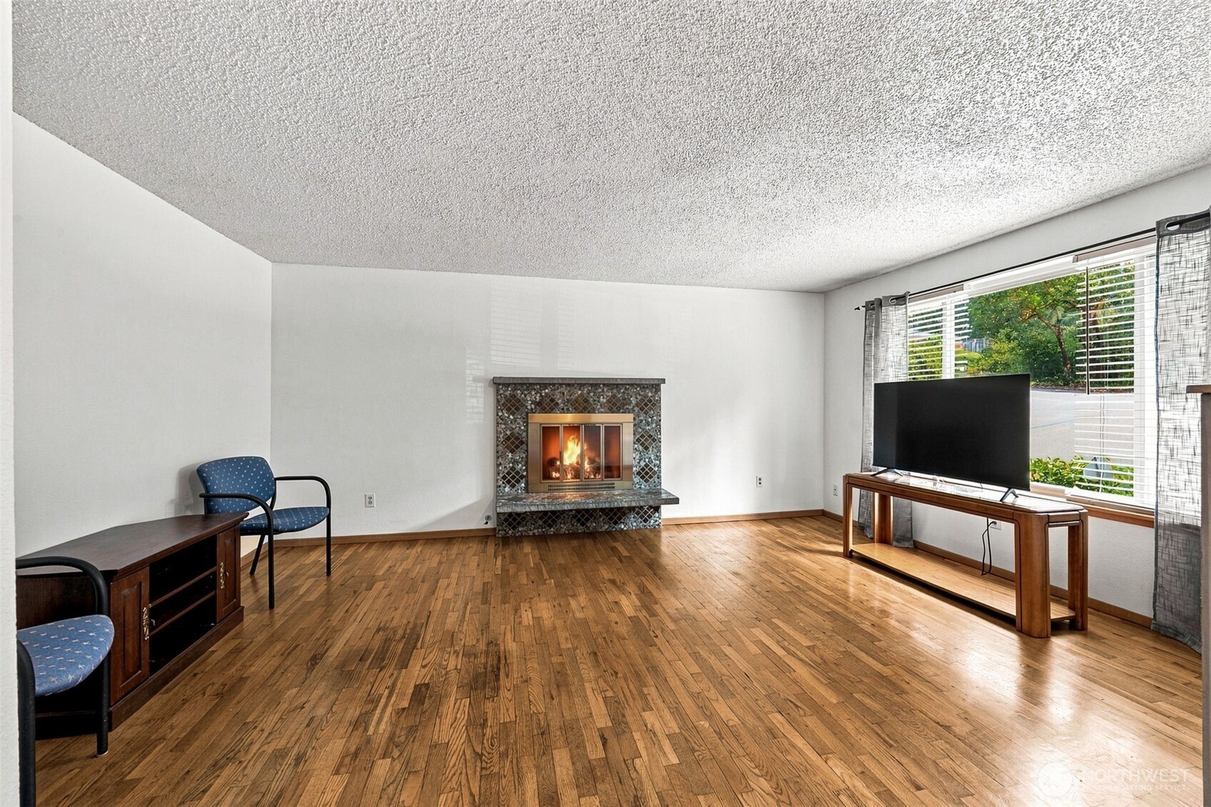 6811 82nd Street Property Photo 9