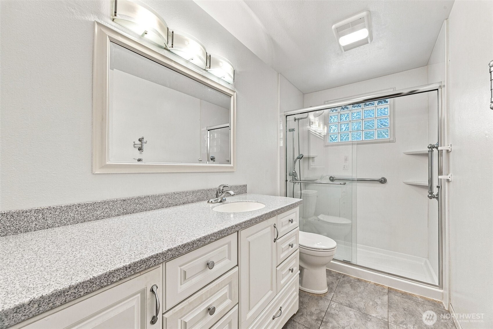 6811 82nd Street Property Photo 14