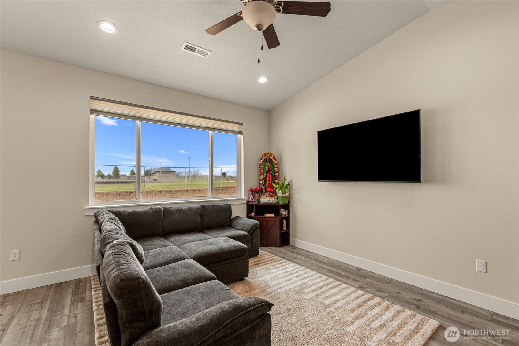 1505 7th Avenue Property Photo 15