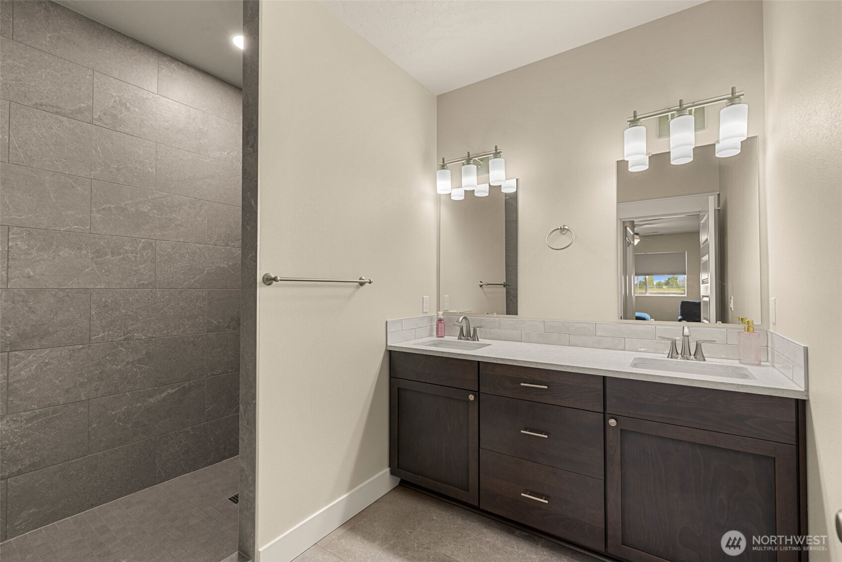 1505 7th Avenue Property Photo 21
