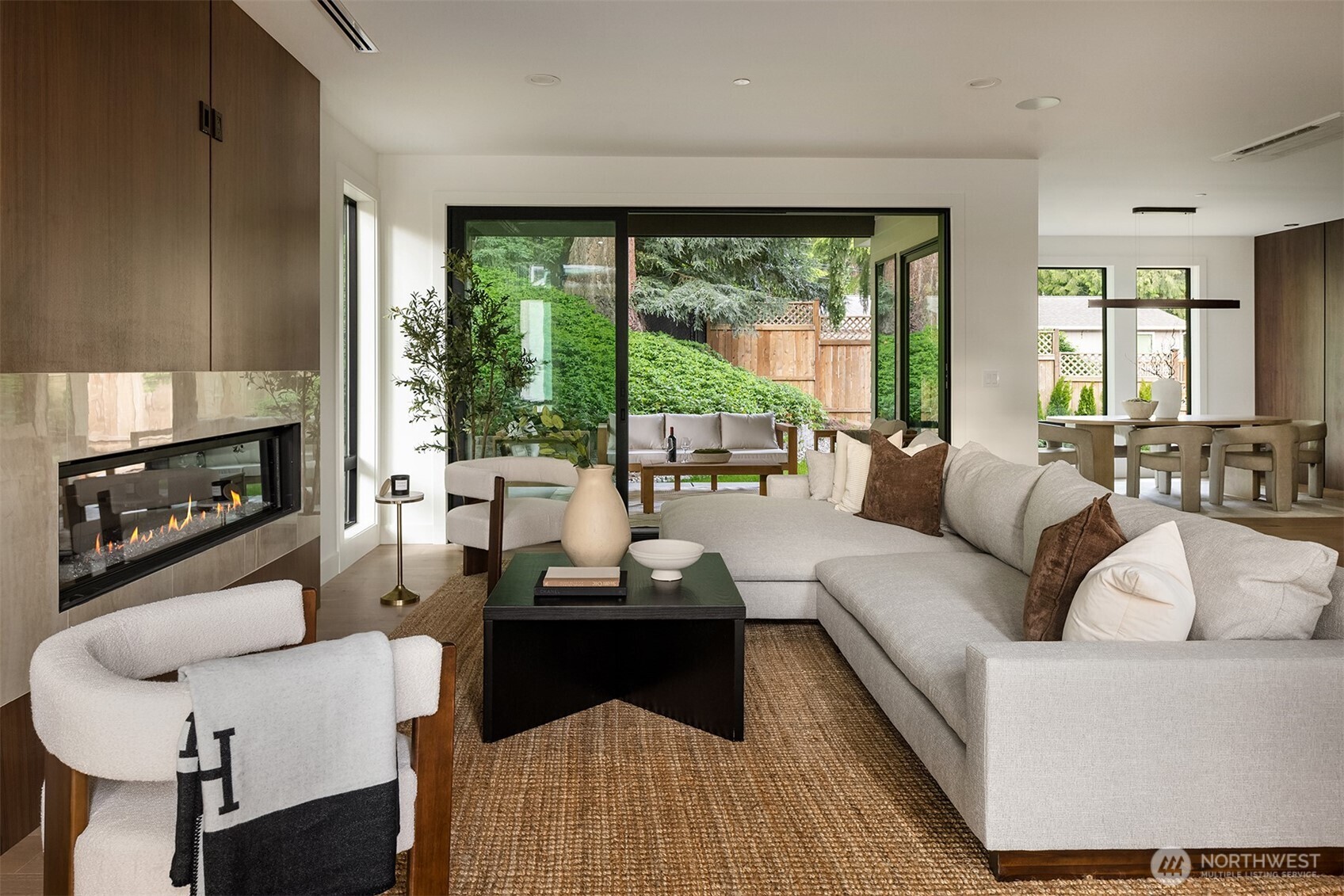1208 211th Place Property Photo 9
