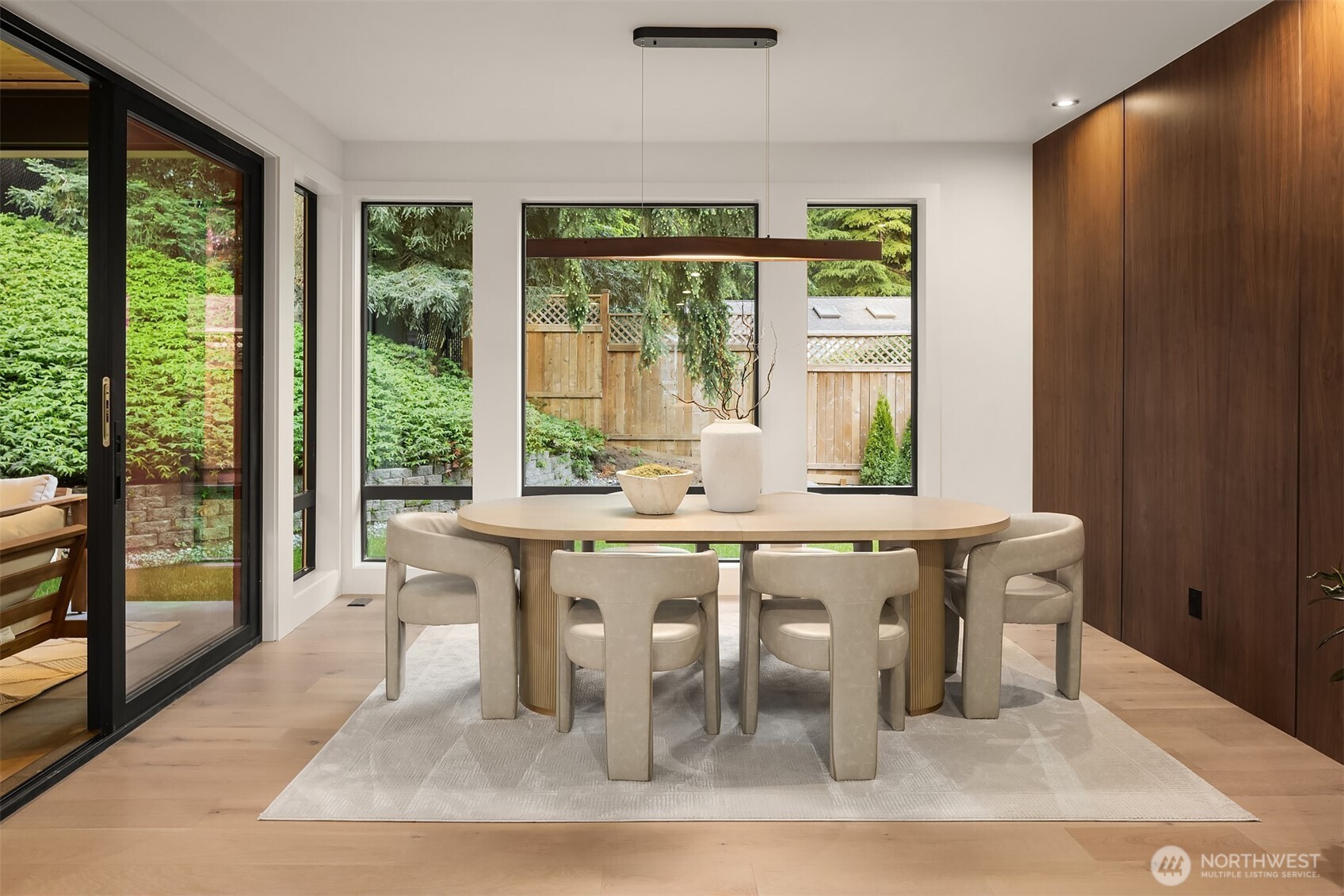 1208 211th Place Property Photo 11