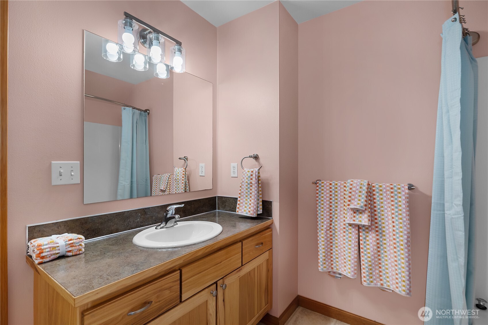 313 Grandview Avenue Property Photo 28