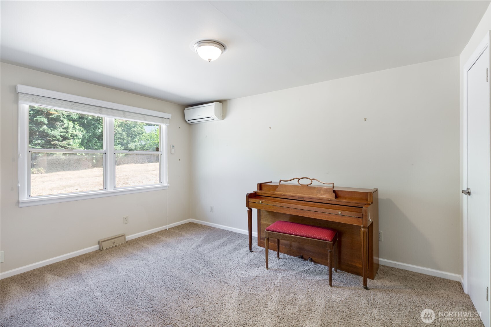 14410 Issaquah Hobart Road Property Photo 14