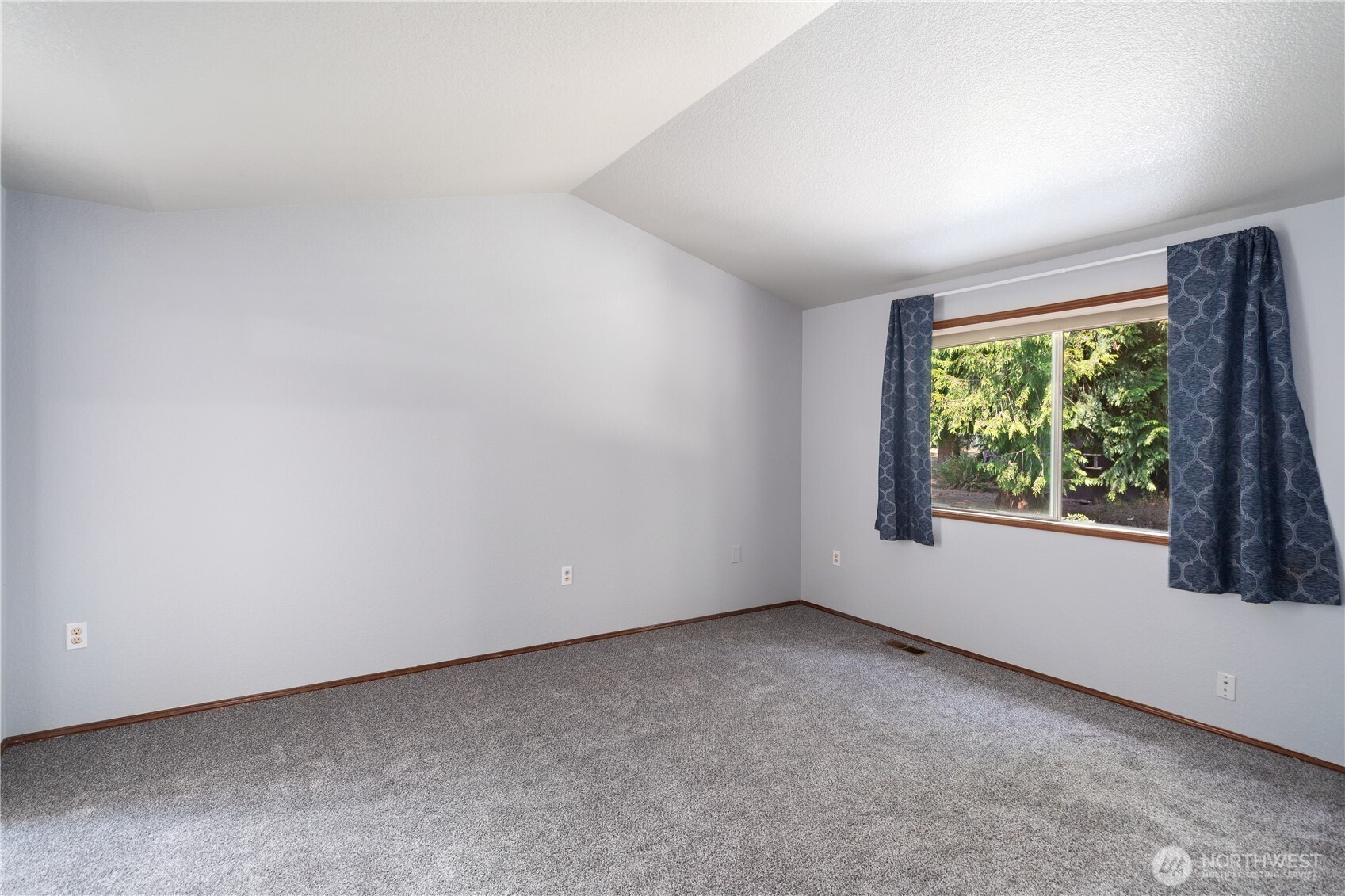 7410 Lazy S Lane Property Photo 16