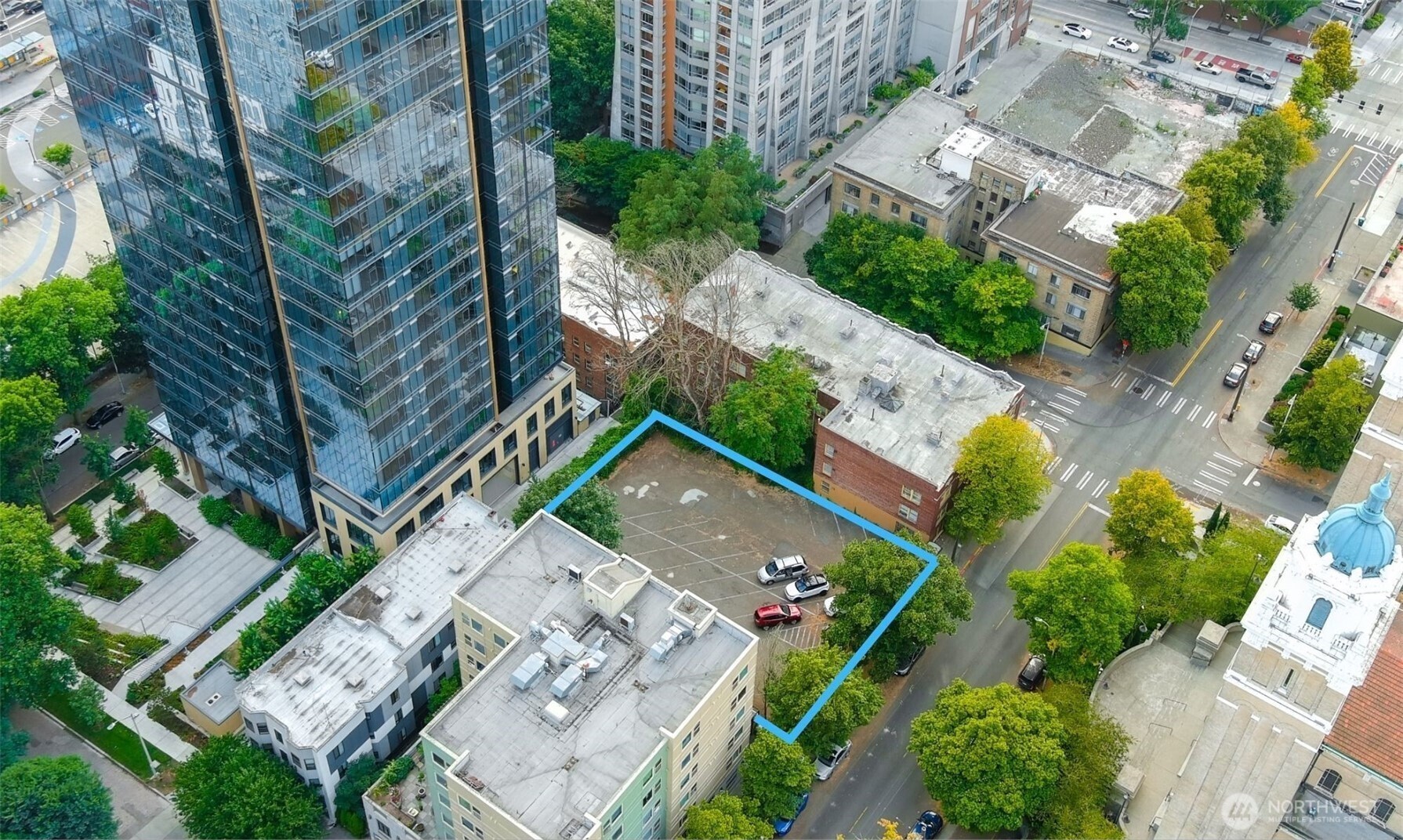 815 9th Avenue Property Photo 1
