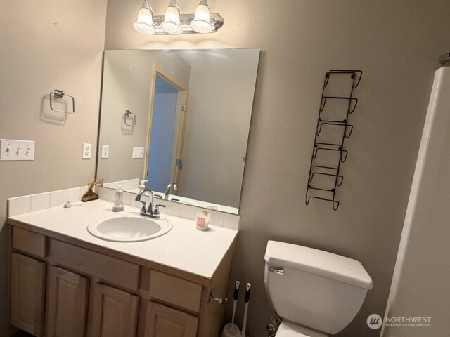 405 118 Street Property Photo 18