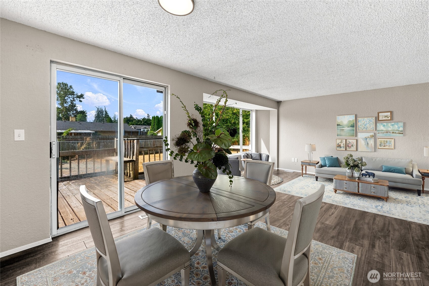 2014 166th Street Ct Property Photo 6