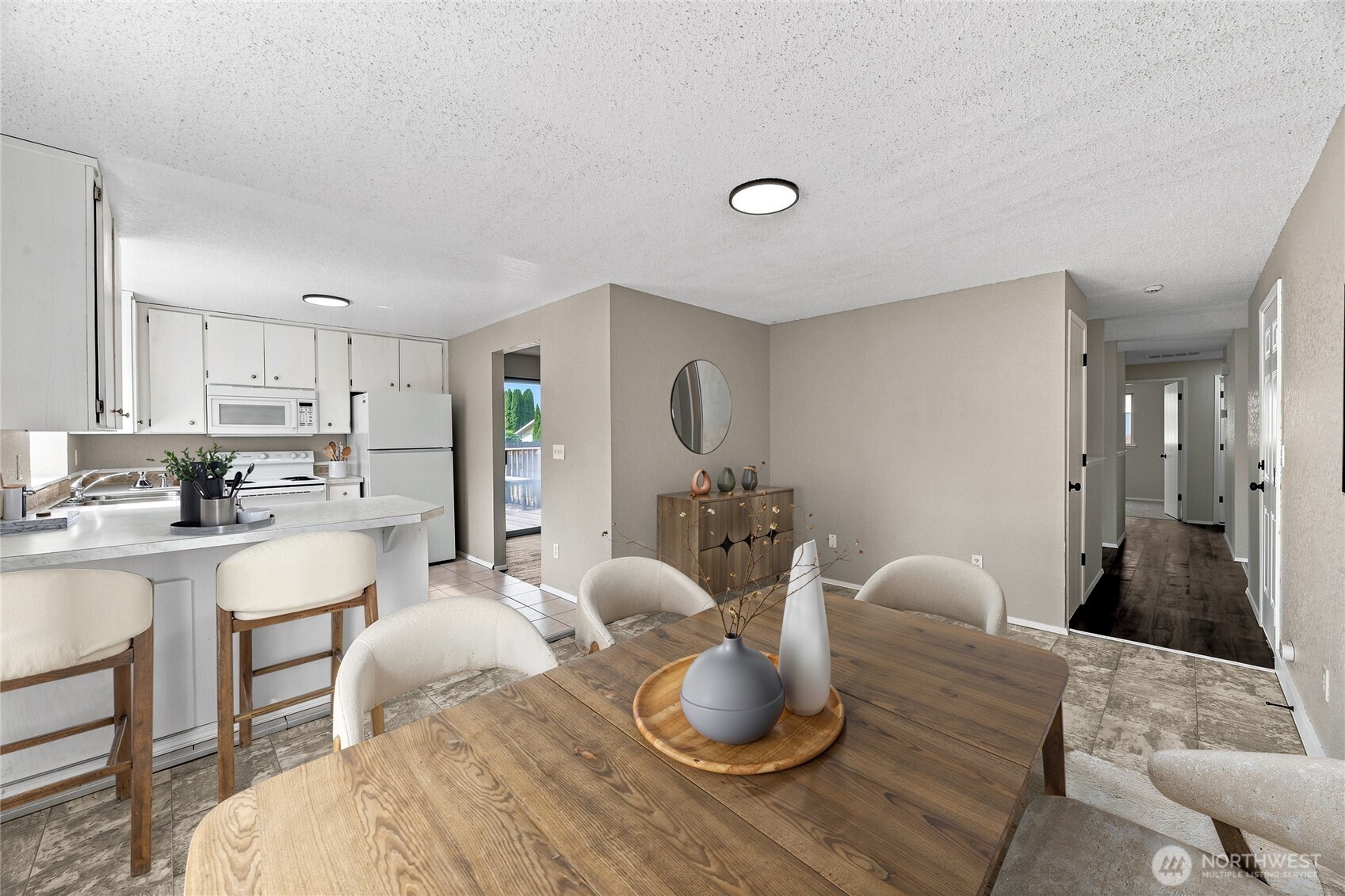 2014 166th Street Ct Property Photo 9