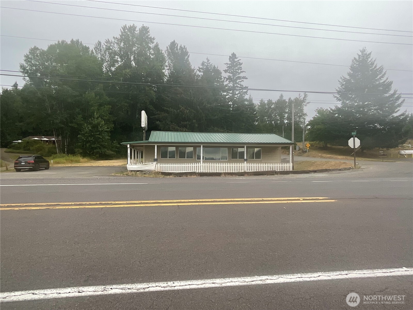 4200 Spirit Lake Highway Property Photo 2