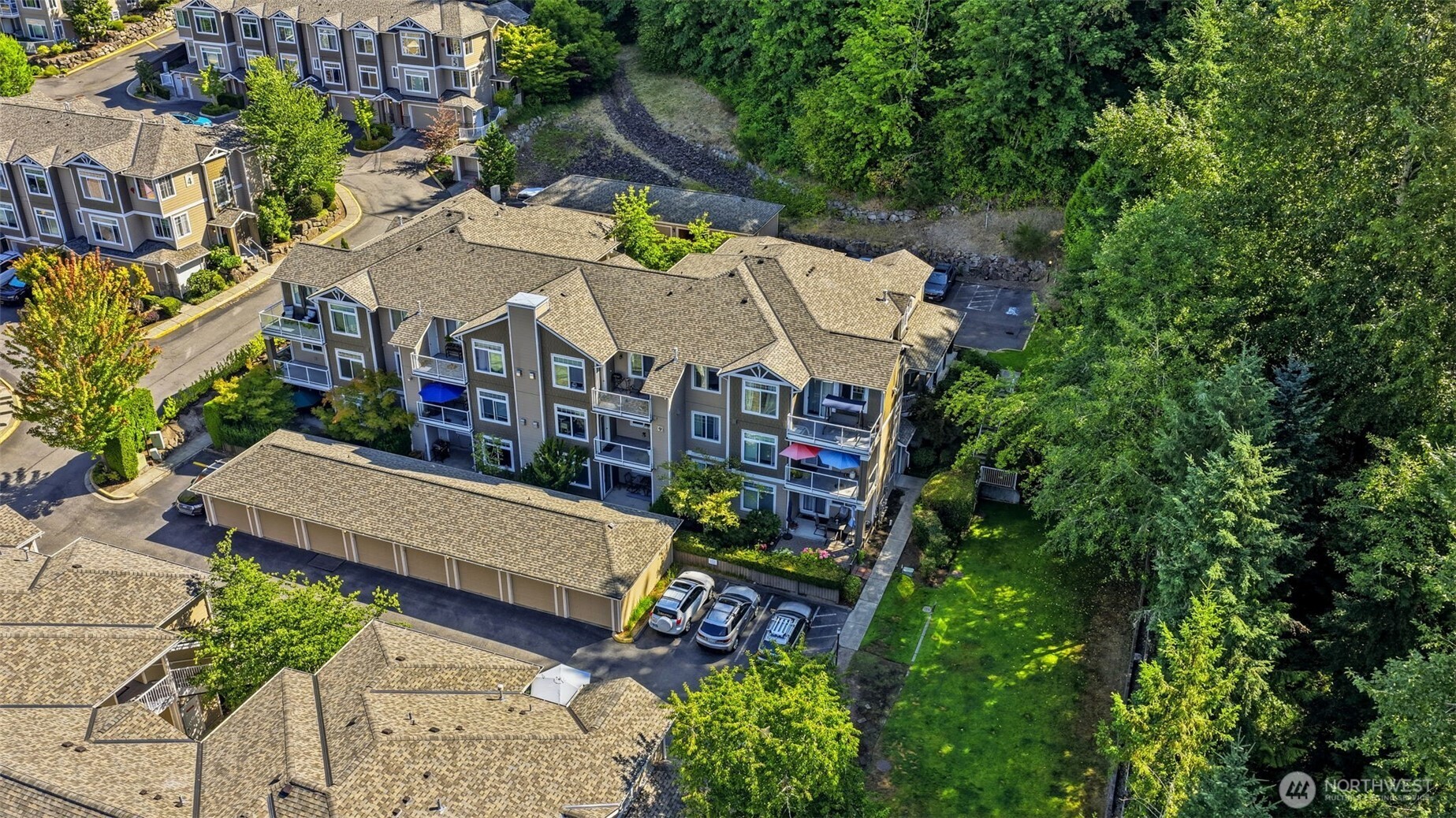 3500 E Lake Sammamish Parkway 3-103 Property Photo 4