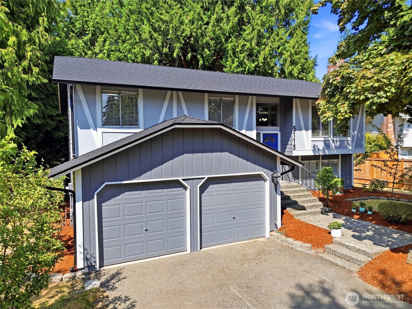 5115 Monticello Drive Property Photo 1