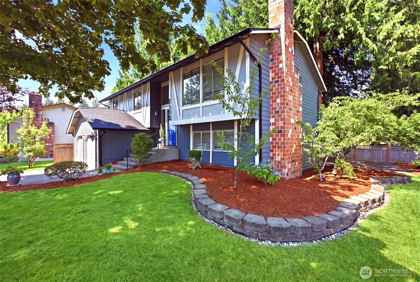 5115 Monticello Drive Property Photo 3