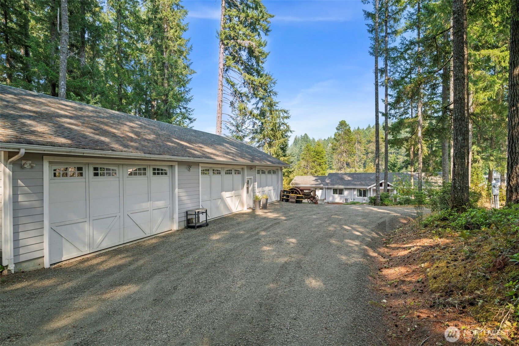 15701 Wright Bliss Rd Property Photo 4