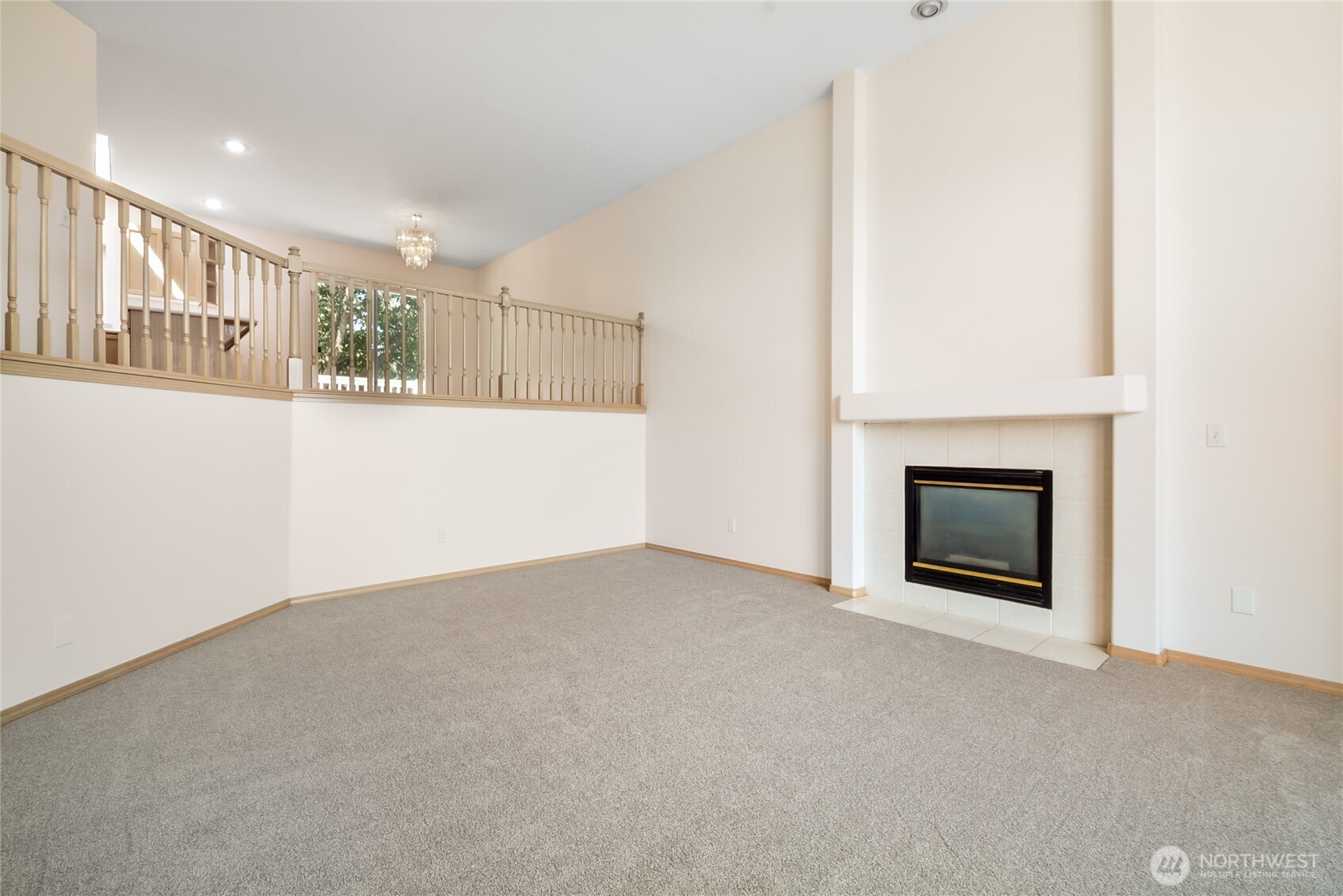 602 95th Drive Property Photo 3