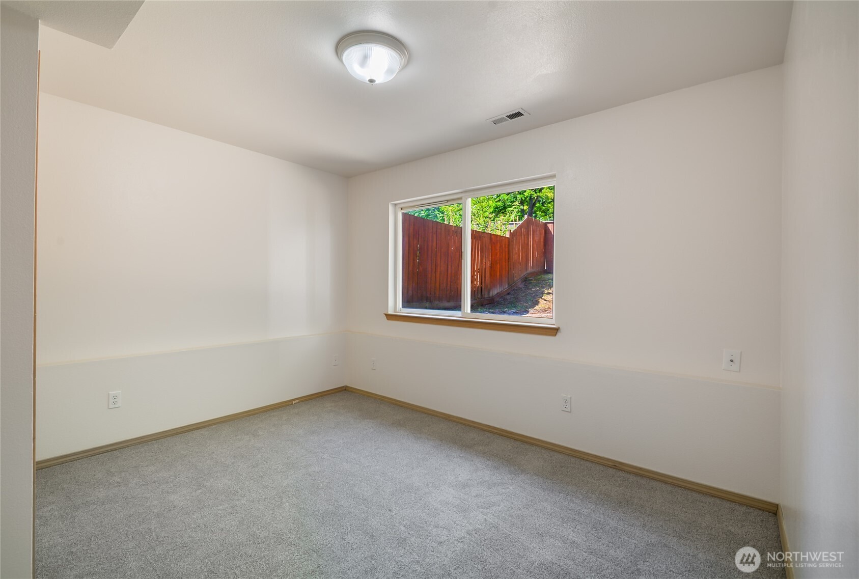 602 95th Drive Property Photo 24