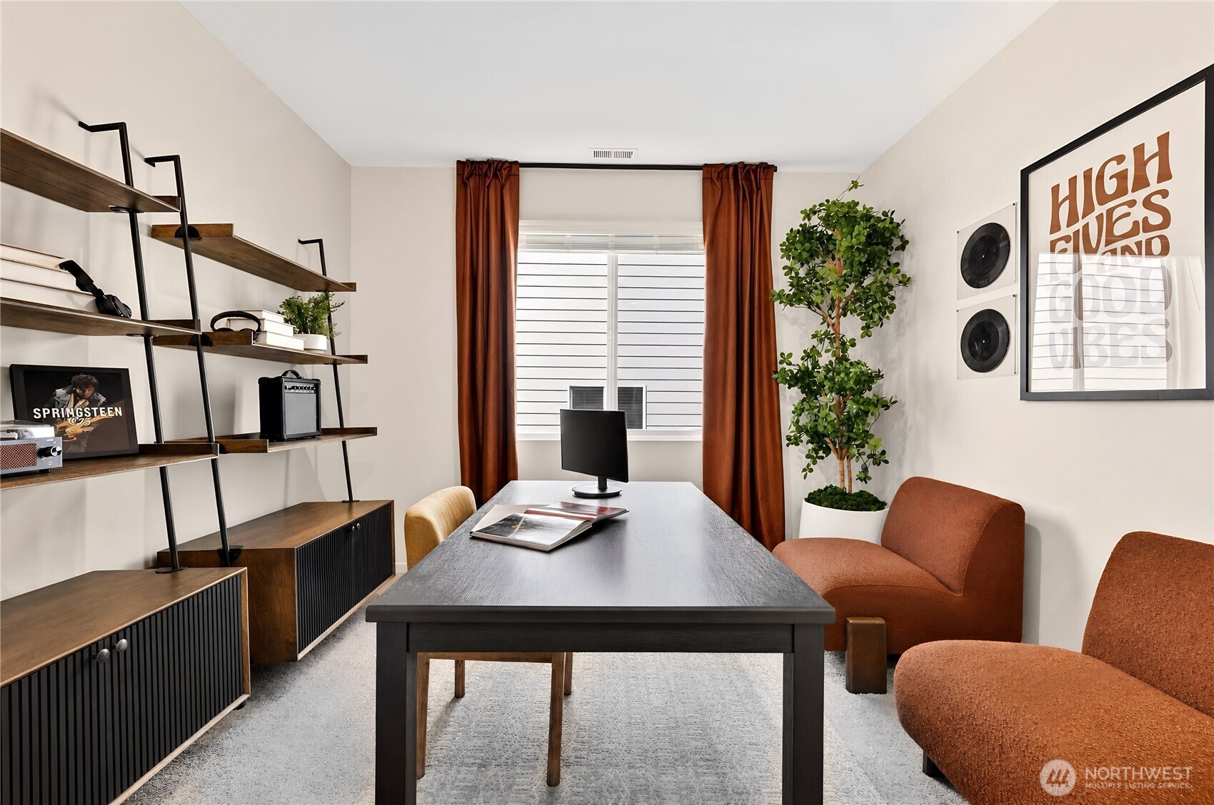 8302 44th Place Property Photo 19